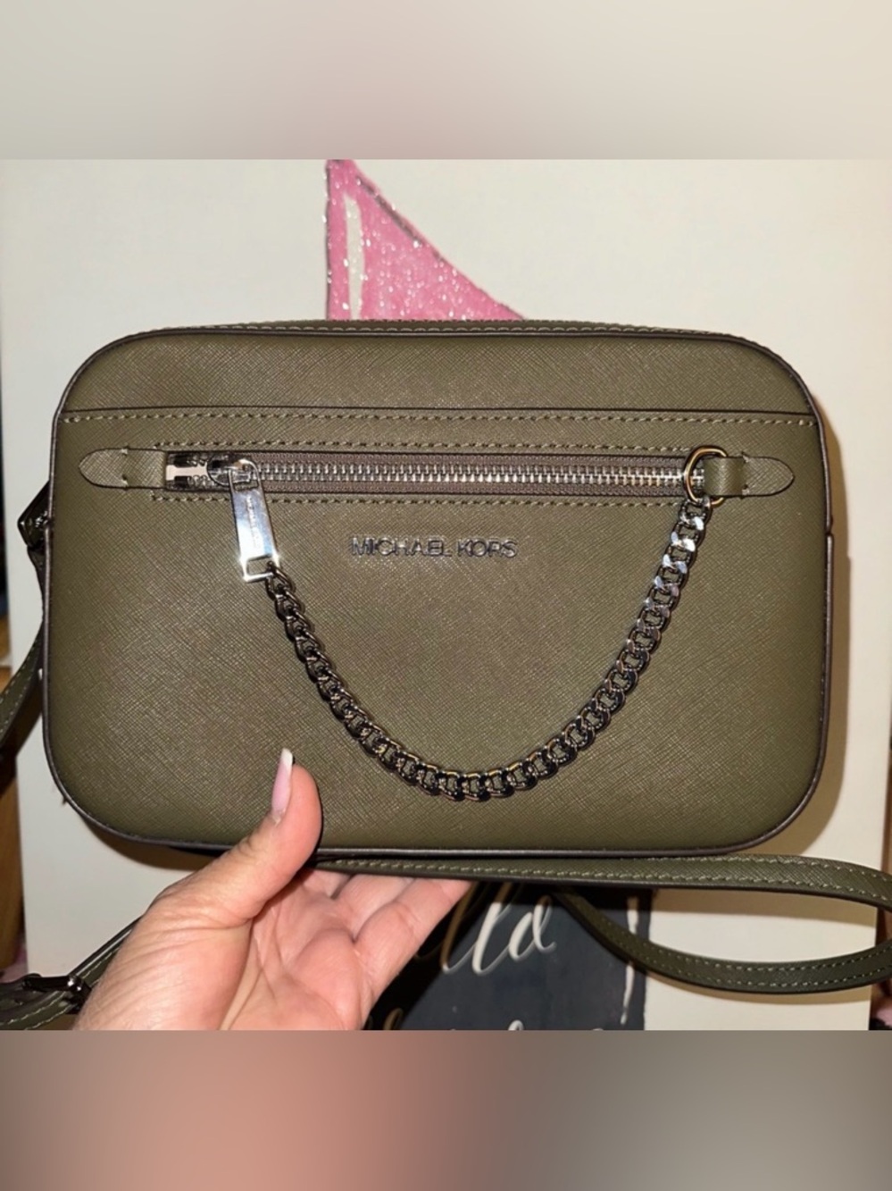 Michael 🤎 Kors NWT Khaki Crossbody Bag with Chain Detail